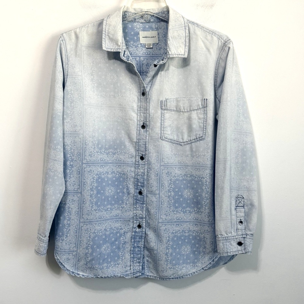 American Eagle AEO Blouse XS Blue Ombre Bandana Long Sleeve Button Front Casual